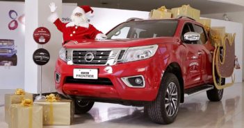 #AyudanteDeSanta: la Nissan NP300 Frontier es el nuevo trineo solidario de Papá Noel