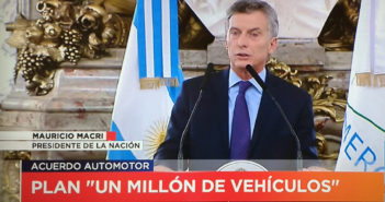 El gobierno presentó el acuerdo automotor con el objetivo de producir un millón de autos