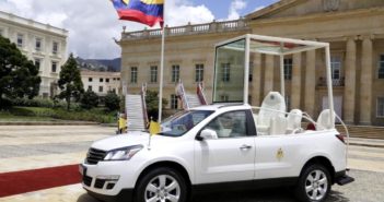 Papamóvil Chevrolet Traverse en Colombia