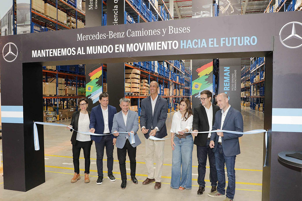 Mercedes-Benz Camiones y Buses inaugura un nuevo Centro Logístico de Autopartes y Repuestos