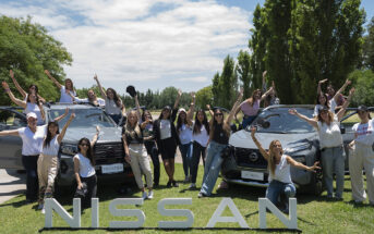 Nissan - mujeres